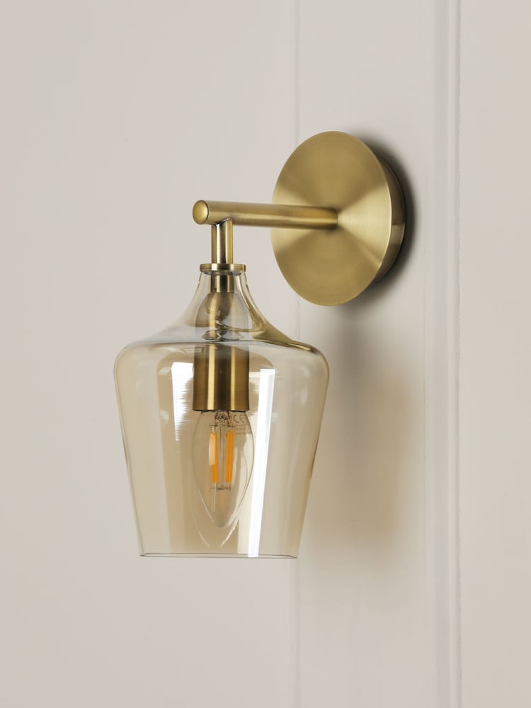 Laura Ashley Antique Brass Ockley Wall Light - Image 2 of 5 Laura Ashley Antique Brass Ockley Wall Light - Image 2 of 5