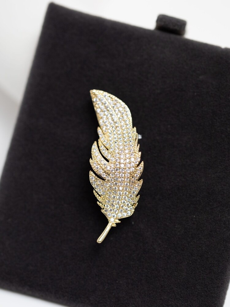 Jon Richard Gold Cubic Zirconia Leaf Brooch - Gift Box - Image 3 of 3
