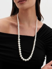 Jon Richard Silver Tone Long Graduated Pearl Necklace - Image 3 of 3
