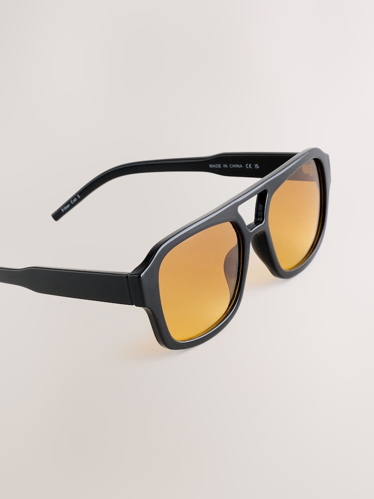 Black Aviator Style Sunglasses - Image 3 of 3 Black Aviator Style Sunglasses - Image 3 of 3