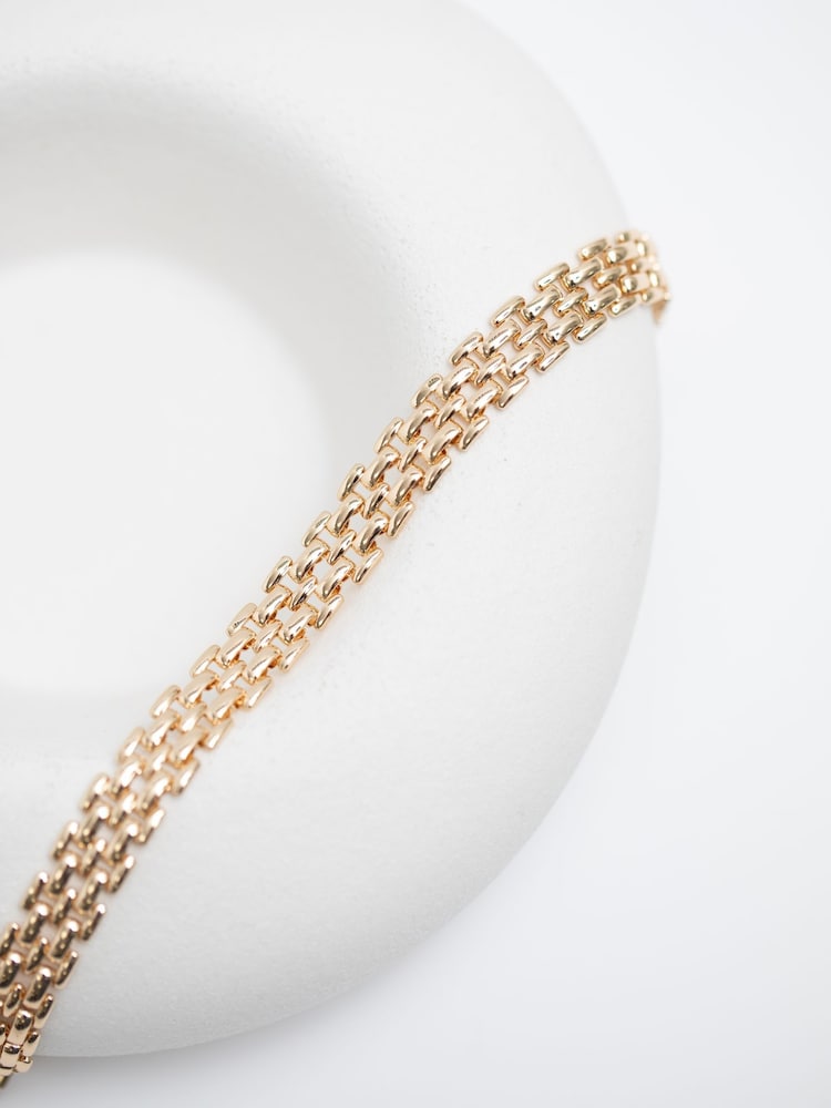 Jon Richard Gold Tone Gate Chain Bracelet - Image 2 of 3