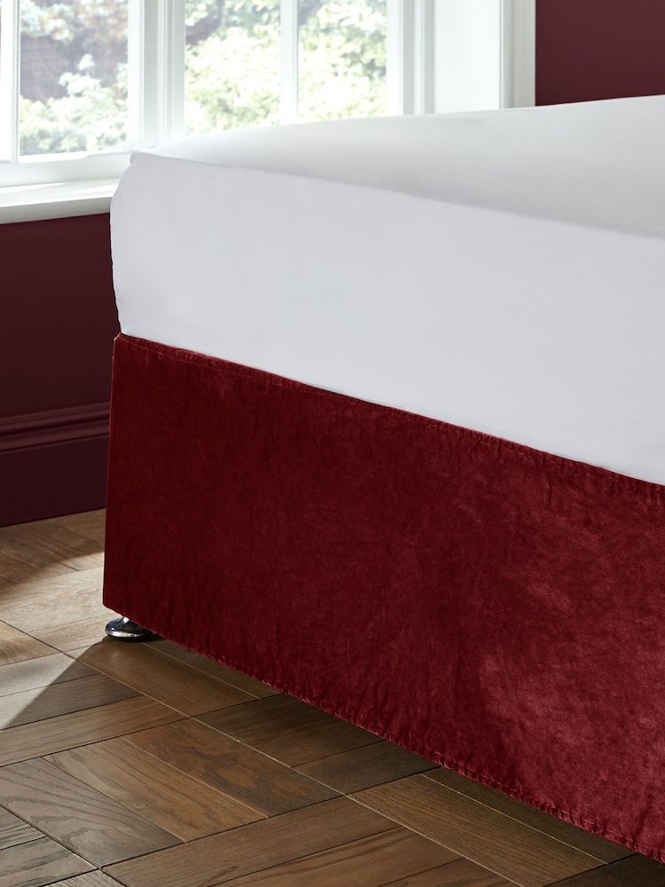Catherine Lansfield Raspberry Red Kingsley Matt Velvet Elasticated Divan Base Wrap - Image 4 of 4