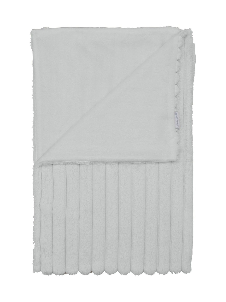 Catherine Lansfield Grey Soft and Cosy Ribbed Faux Fur Throw - Image 6 of 6 Catherine Lansfield Grey Soft and Cosy Ribbed Faux Fur Throw - Image 6 of 6