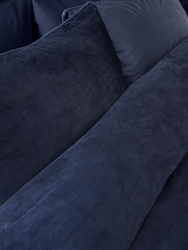 Catherine Lansfield Navy Blue Kingsley So Soft Matt Velvet Duvet Cover Set - Image 4 of 4 Catherine Lansfield Navy Blue Kingsley So Soft Matt Velvet Duvet Cover Set - Image 4 of 4