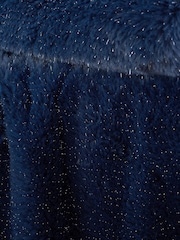 Catherine Lansfield Soft and Cosy Glamour Faux Fur Throw - Image 5 of 5