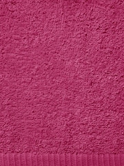 Catherine Lansfield Set of 2 Hot Pink 100% Cotton Anti Bacterial Bath Sheet Towels - Image 2 of 2