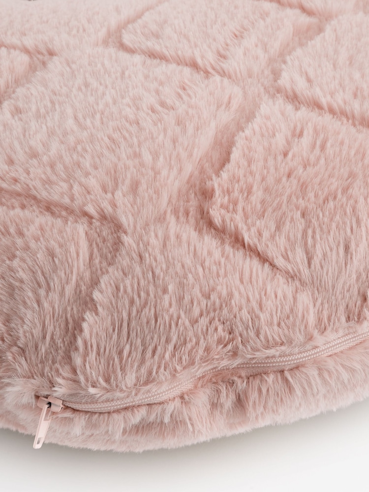 Catherine Lansfield Blush Pink Cosy and Soft Diamond Fleece Cuddle Chair Cushion Cushion - Image 3 of 3