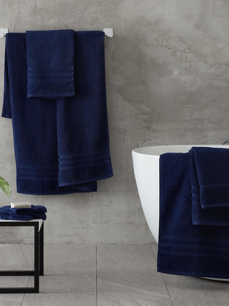 Catherine Lansfield Set of 2 Navy Blue 100% Cotton Bath Sheet Towels - Image 2 of 4