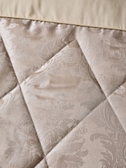 Catherine Lansfield Tagesdecke aus Jacquard-Damast - Bild 2 von 2