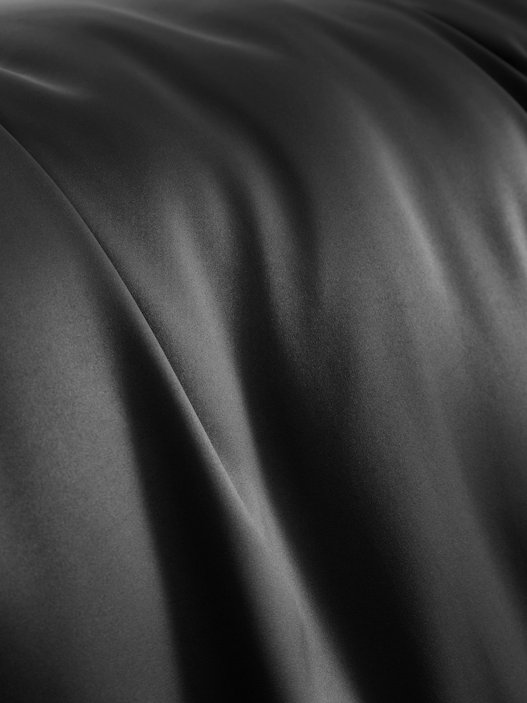 Catherine Lansfield Black Silky Soft Satin Duvet Cover and Pillowcase Set - Image 3 of 3 Catherine Lansfield Black Silky Soft Satin Duvet Cover and Pillowcase Set - Image 3 of 3