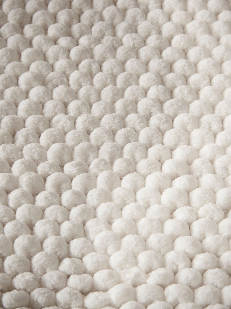 Bianca White Aspen Bobble Long Bath Mat Runner - Image 3 of 3