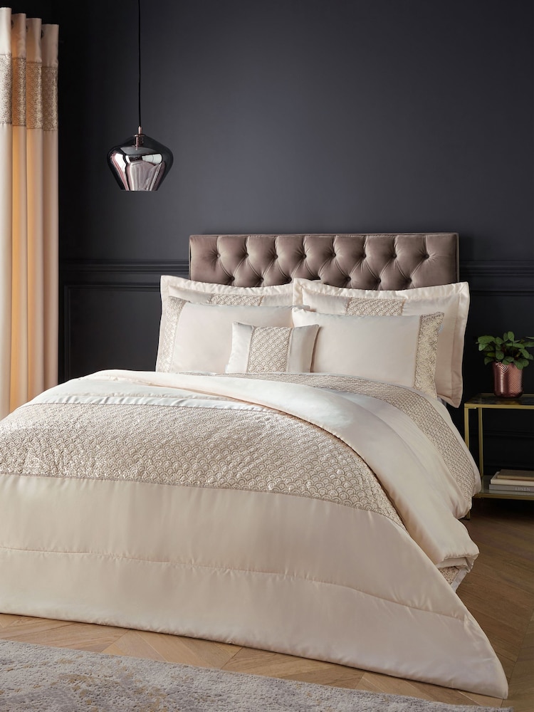 Catherine Lansfield Champagne Deco Sequin Glamour Quilted Bedspread - Image 1 of 2