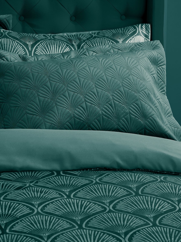 Par de fronhas acolchoadas com pérolas Art Déco Catherine Lansfield - Imagem 1 de 2