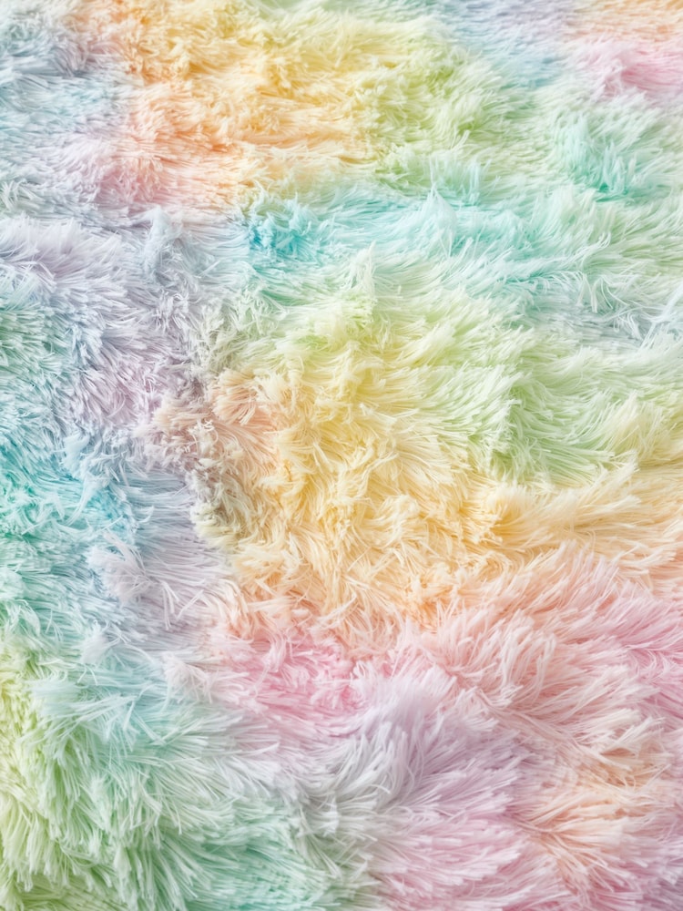 Catherine Lansfield knuffelige regenboog hoogpolige imitatiebont deken/bedloper - Image 3 of 4