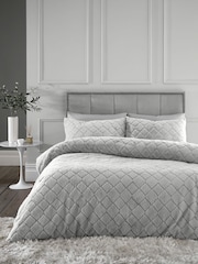 Catherine Lansfield Soft Diamond Cosy and Warm Fleece Duvet Cover Set - Изображение 2 из 5