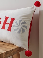 Catherine Lansfield Christmas Ho Ho Ho Pom Pom Cushion - Imagem 2 de 2