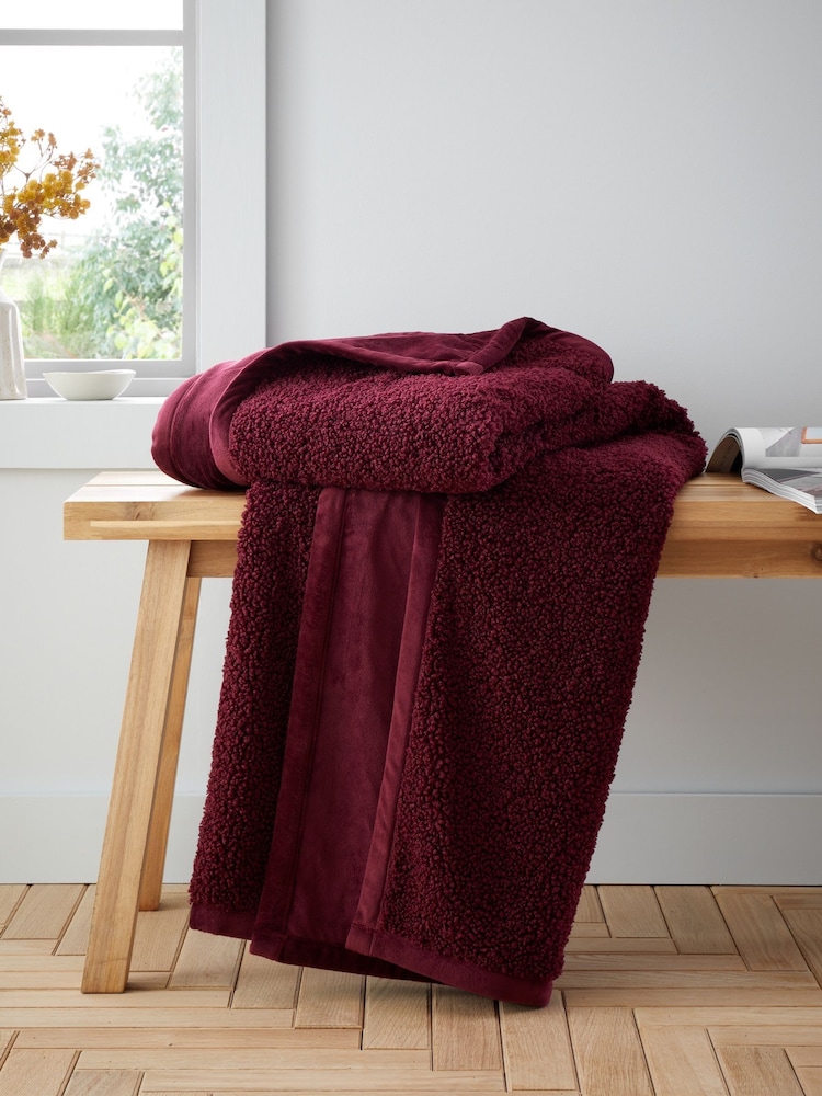 Catherine Lansfield So Soft bouclé sprei - Image 1 of 5