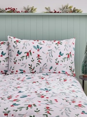 Catherine Lansfield White and Green Brushed 100% Cotton Christmas Mistletoe Duvet Cover Set - Image 3 of 4
