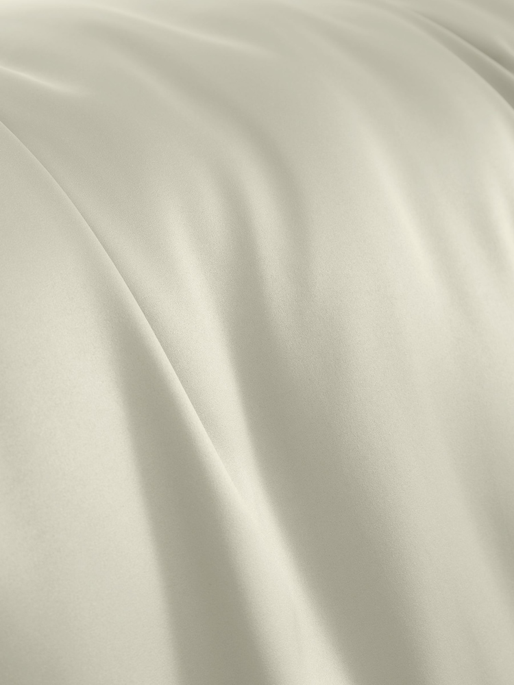 Catherine Lansfield Champagne Silky Soft Satin Duvet Cover and Pillowcase Set - Image 3 of 3