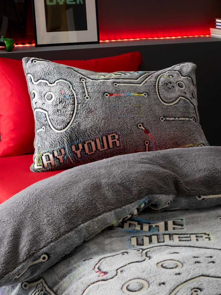 Catherine Lansfield Black Game Over Glow in the Dark Fleece Duvet Cover Set - Image 3 of 5