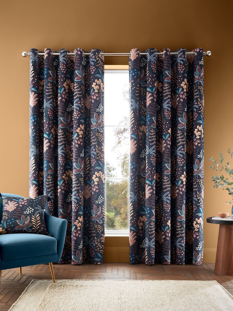 Catherine Lansfield Exotic Leaves Soft Velour Lined Eyelet Curtains - Imagem 2 de 3