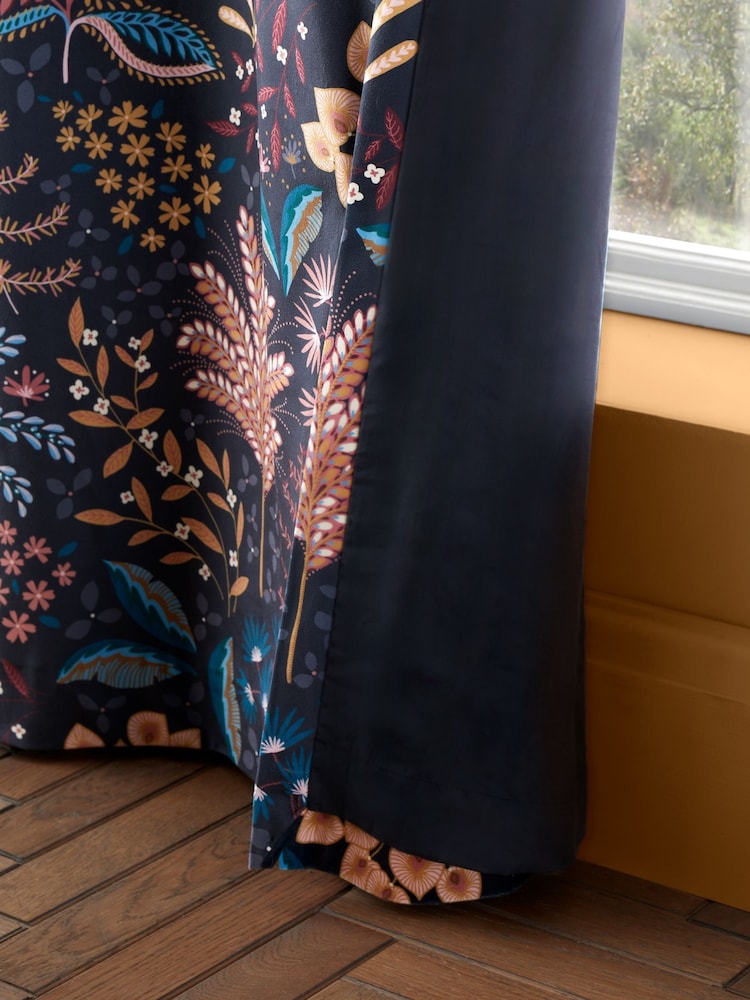Catherine Lansfield Exotic Leaves Soft Velour Lined Eyelet Curtains - Imagem 3 de 3