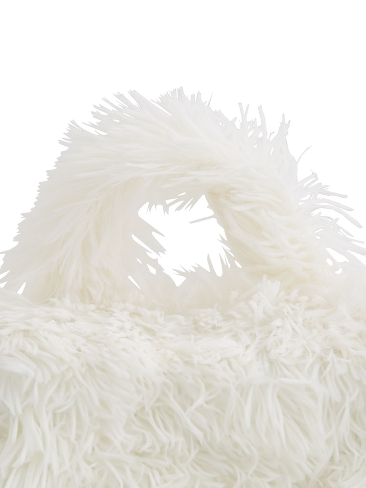 Catherine Lansfield Cream Cuddly Deep Pile Faux Fur Cuddle Chair Cushion - Image 3 of 3