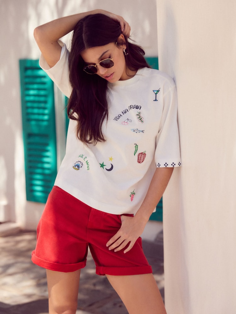 Blanco - Embroidered Oversized T-shirt - Imagen 1 de 5