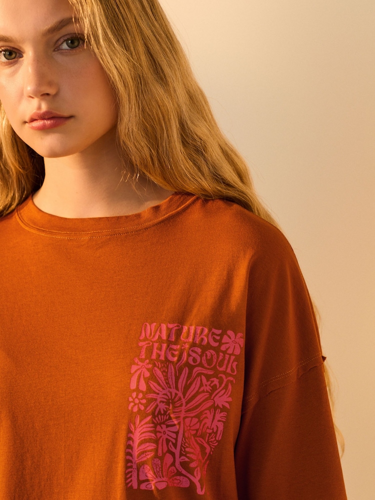 Brown Back Graphic Relaxed Fit Skater Style T-Shirt - Image 4 of 9