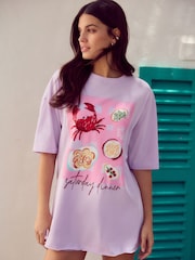 Lilac Purple  Coastal Dinner Front Graphic Relaxed Fit Short Sleeve Seam Detail Skater Style 100% Cotton T-Shirt - Image 2 of 7