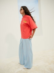 Red Oversized City Graphic Short Sleeve Crewneck 100% Cotton T-Shirt - Image 4 of 9