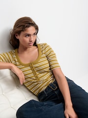 Ecru/Olive Wide Rib Short Sleeve Button Henley Top - Image 3 of 6