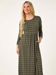 Roman Green Petite Geometric Spot Midi Dress - Image 1 of 5