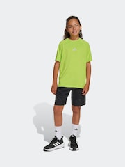 أخضر - تيشِرت مزيَّن بشعار صغير من adidas - صورة 3 من 6