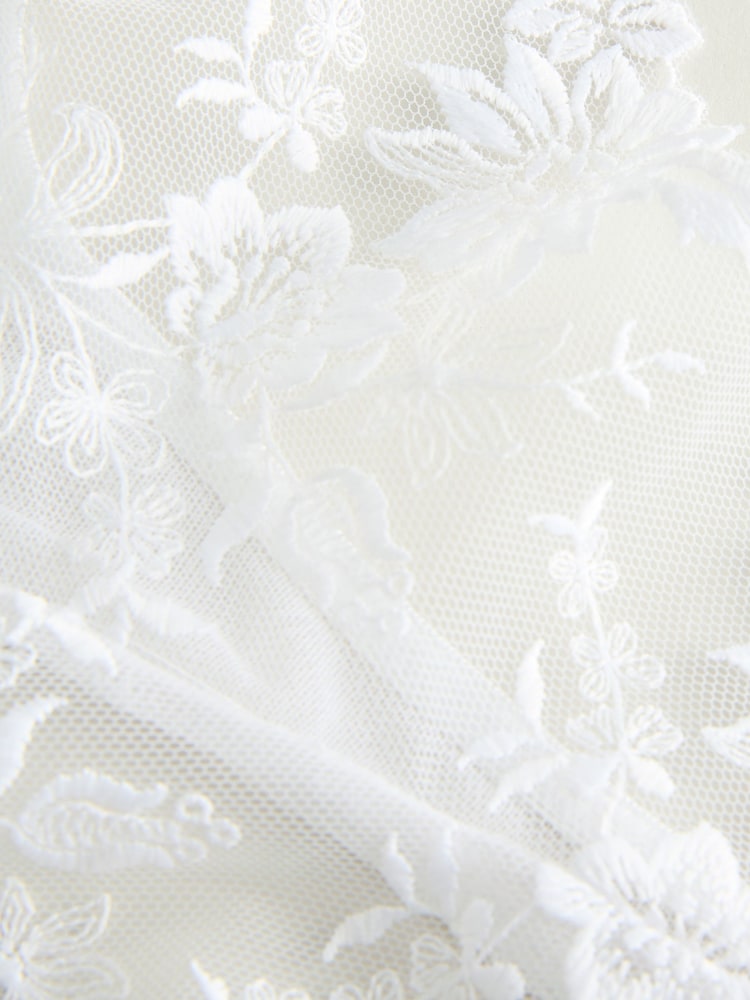 Lipsy Bridal - String à broderie florale - Image 6 of 7