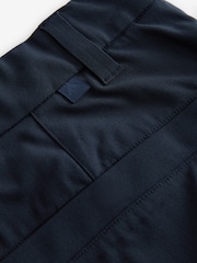 Bleu marine - Short de golf actif - Image 10 de 11