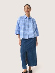 Soaked in Luxury Blue 100% Cotton Slmerona Cropped Boxy Fit Shirt - Image 4 of 7