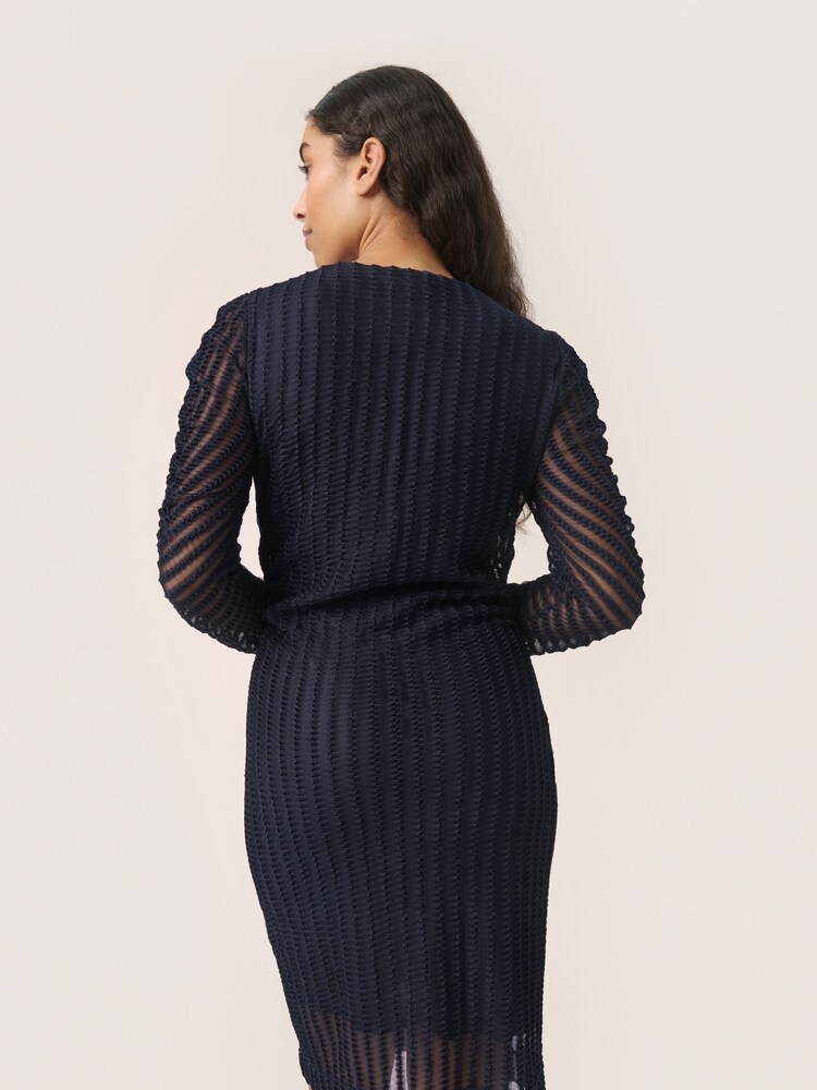 Soaked in Luxury Slim Fit Blue SLSolveig Long Sleeves Dress - Image 2 of 6 Soaked in Luxury Slim Fit Blue SLSolveig Long Sleeves Dress - Image 2 of 6