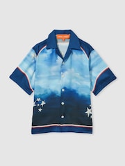 Reiss x McLaren F1 Team Blue Multi McLaren F1 Austin Exclusive Cuban Collar Shirt - Image 2 of 6
