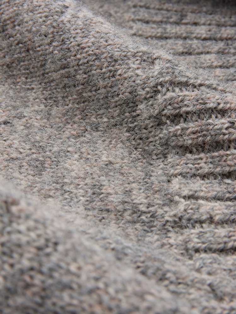 Celtic & Co. Mens Natural British Wool Fair Isle Jumper - Image 6 of 6