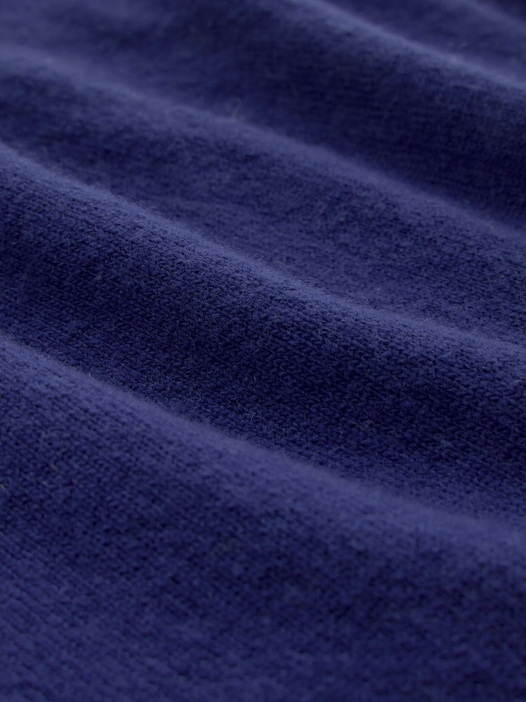 Celtic & Co. Geelong Slouch Roll Neck Jumper - Image 8 of 8