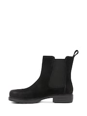 Celtic & Co. Essential Chelsea Ankle Black Boots - Image 3 of 7