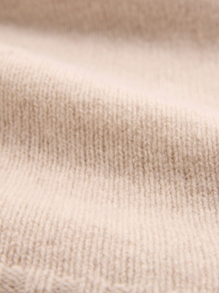 Celtic & Co. Supersoft Wristwarmers - Image 4 of 4