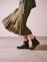 Celtic & Co. Essential Chelsea Ankle Brown Boots - Image 1 of 7
