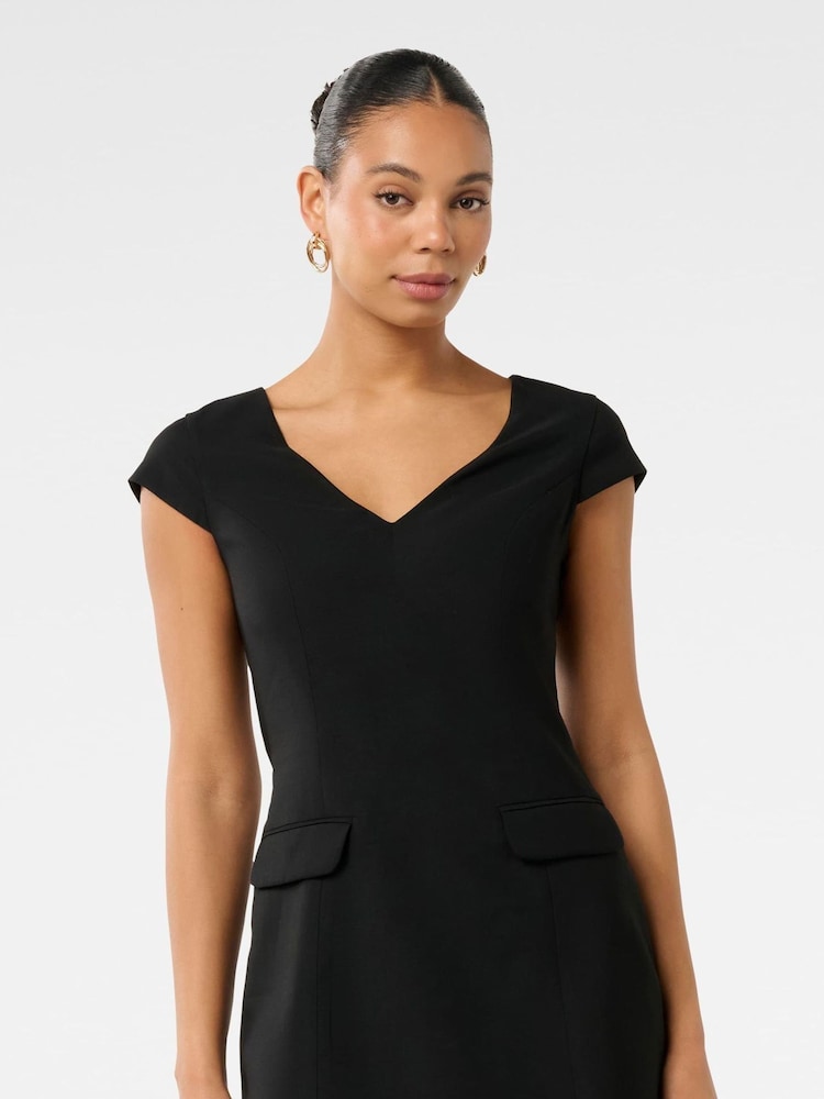 Minivestido con mangas Layla de Forever New - Imagen 1 de 5 Minivestido con mangas Layla de Forever New - Imagen 1 de 5