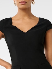 Minivestido con mangas Layla de Forever New - Imagen 3 de 5