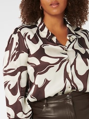 Forever New Brown Lila Curve Longline Shirt - Image 5 of 5