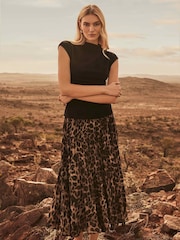Forever New Leenah Grown On Neck Crepe Top - Изображение 2 из 6