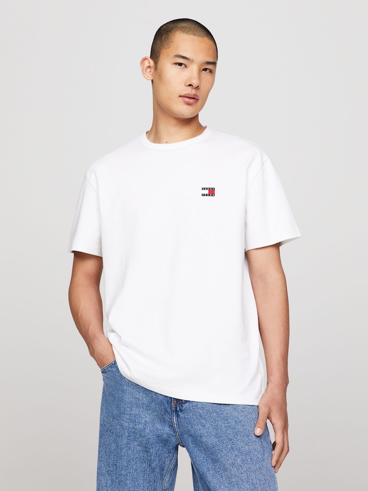 Alb - Tommy Jeans Tricou cu Croială clasică Badge 100% bumbac - Imaginea 1 din 5