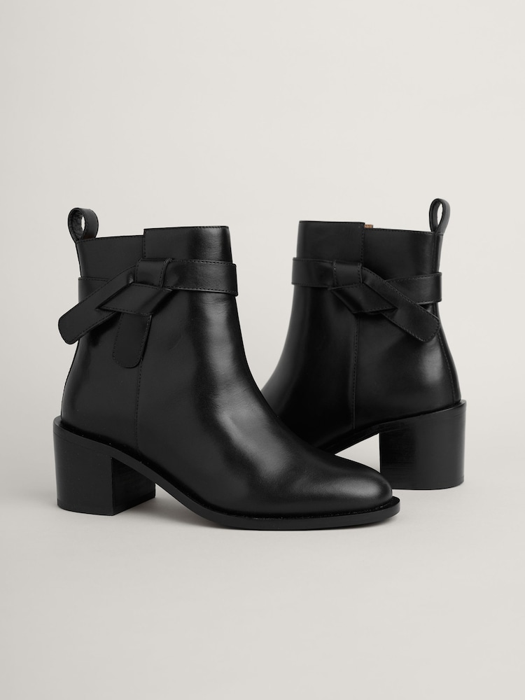Seasalt Cornwall Black Porthousetock Boots - Image 1 of 5 Seasalt Cornwall Black Porthousetock Boots - Image 1 of 5